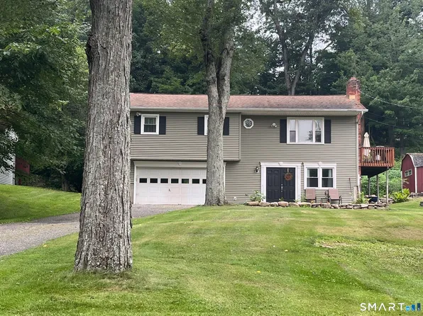7 Valley Road, Danbury, CT 06811