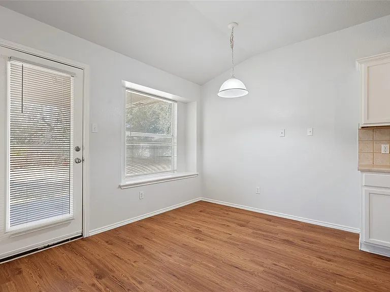 3307 Blue Ridge Dr — Photo 11