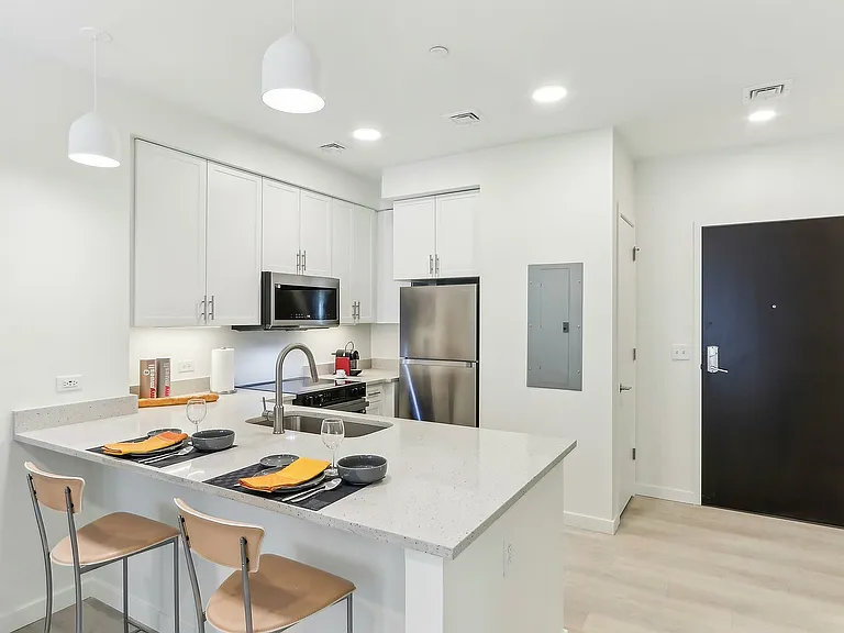 Model Apartment Home