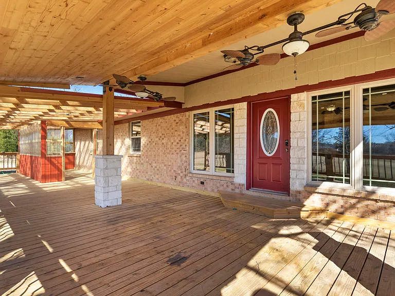 278 County Road 2415 — Photo 3