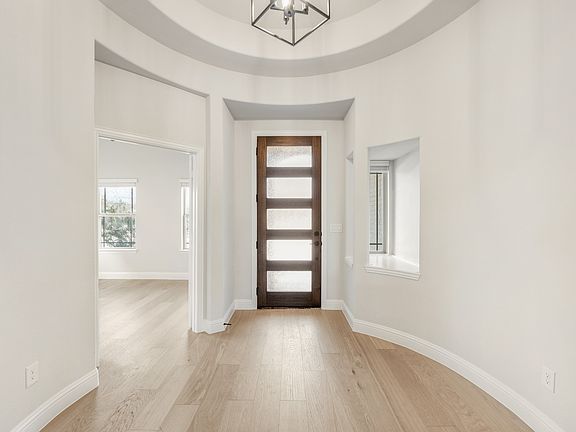 5th image of 3404 Abingdon Dr
