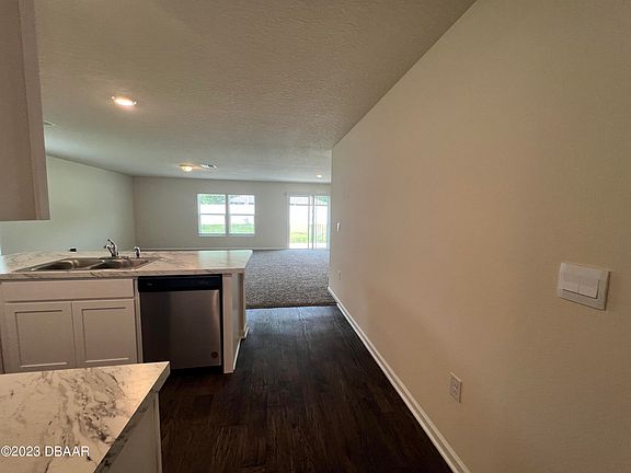 3rd image of 25 Postman Ln