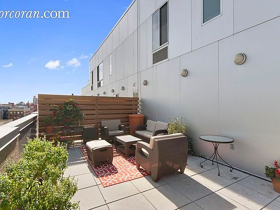 5th image of 152 E 118th St APT 5H