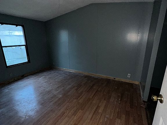 4th image of 108 Marbury Rd