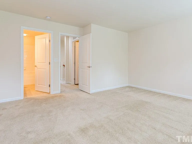473 Panorama View Loop — Photo 14