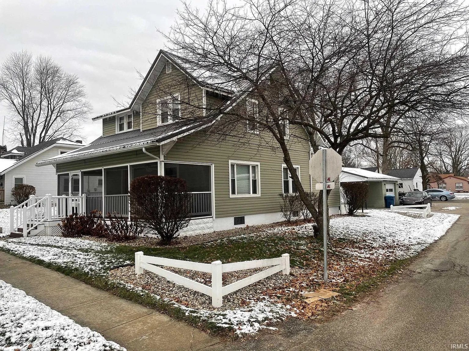 257 Elliott Ave photo 1
