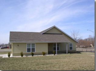 604 E Sunset St, Springfield, MO 65807