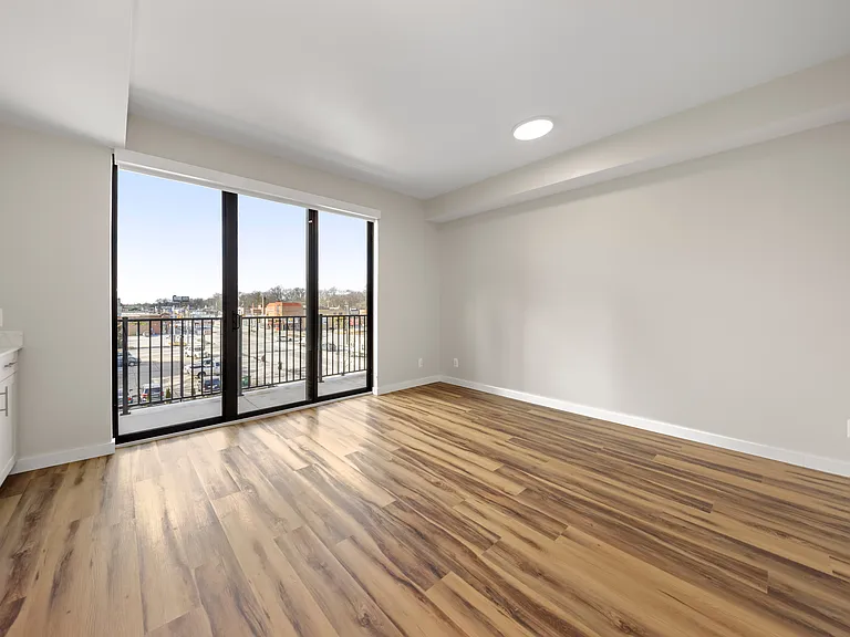 16530 E Warren Ave #307 — Photo 15
