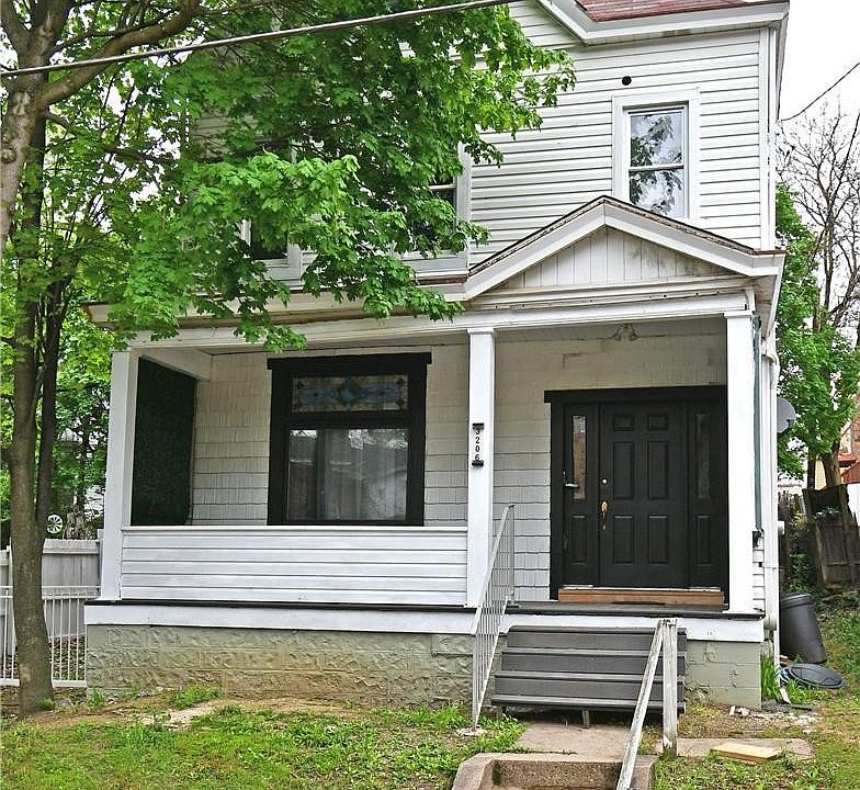 1st image of 3206 Motor St