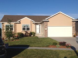 50 Tall Grass Cir, Bennet, NE 68317