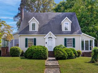 2240 Sherwood Dr, Winston Salem, NC 27103