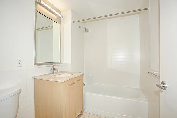 Rented by Waterton Residential New York | media 21