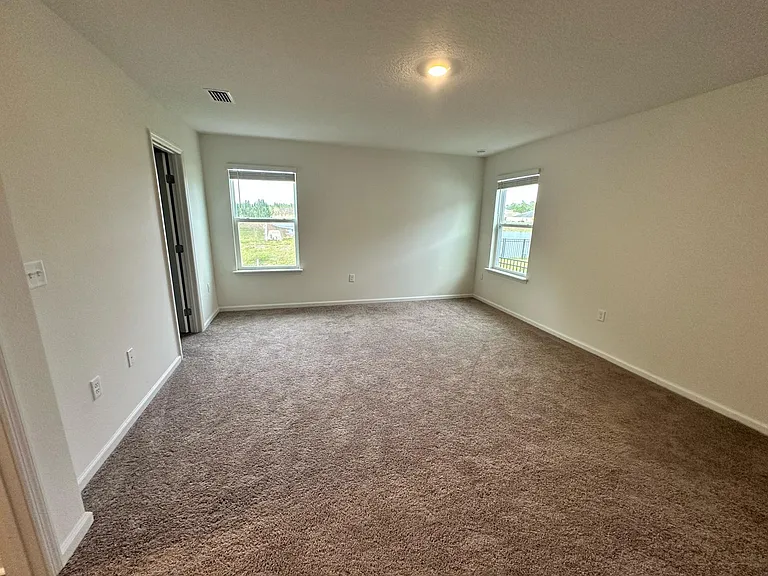 11063 Stapleton Dr — Photo 7
