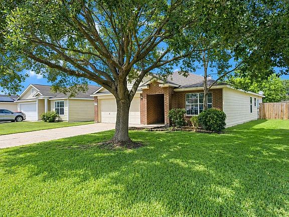 3rd image of 7127 Sunrise Hill Ln