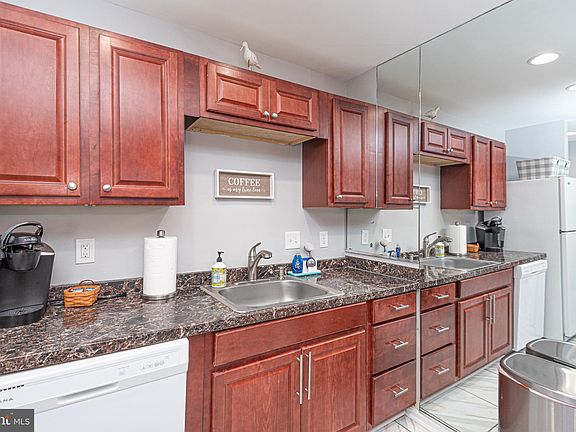3rd image of 119 72nd St #4404