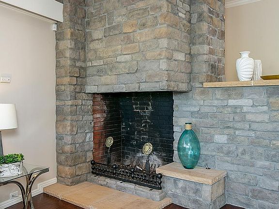 4th image of 2055 Sunnybank Dr