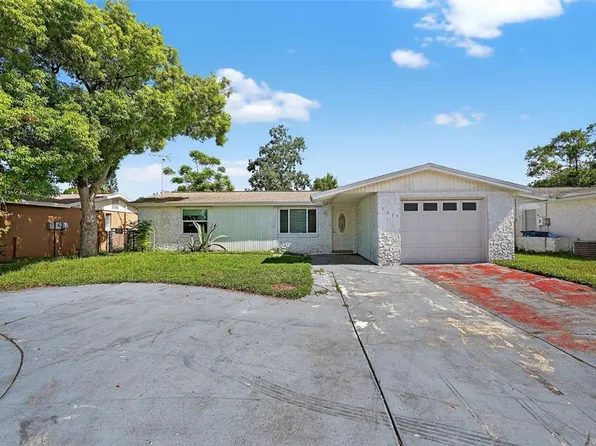 7015 Oakshire Dr, Port Richey, FL 34668