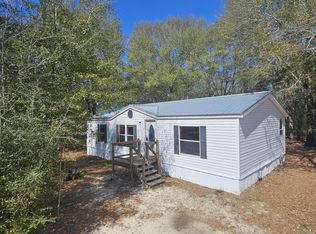 562 Caswell Rd, Defuniak Springs, FL 32433