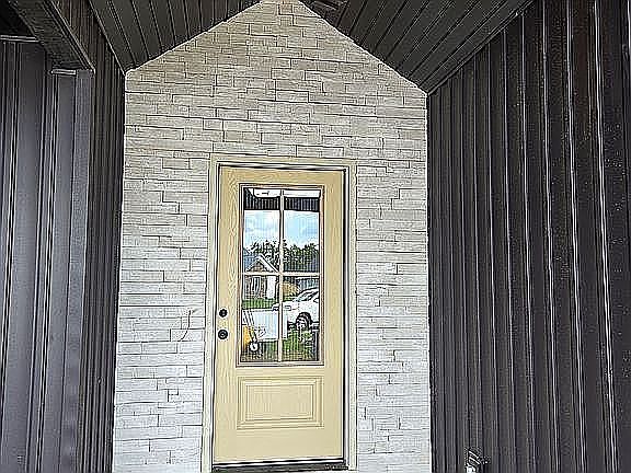 1st image of 1101 Falcon Ct