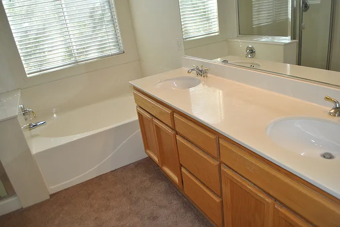 7956 Robinson Dr — Photo 11