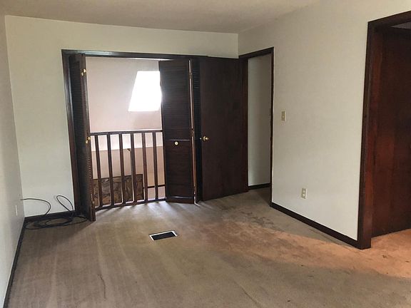 2nd image of 6515 Lanier Dr E #E