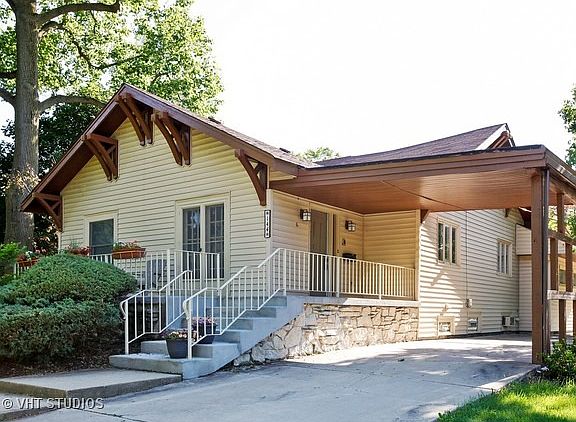 2nd image of 144 Tuttle Ave