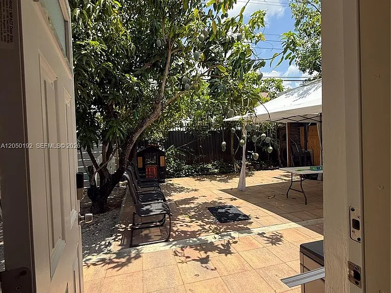 5431 NW 17th Ct — Photo 12
