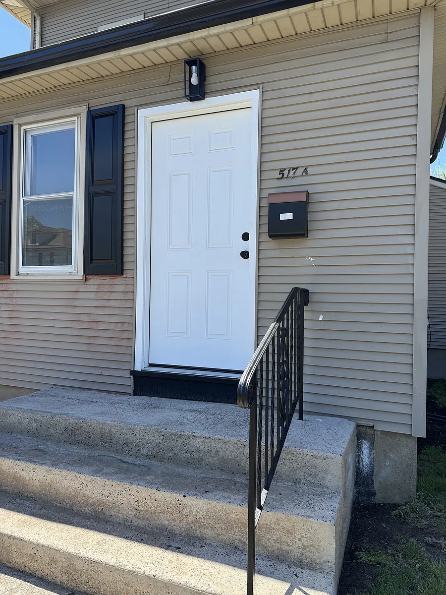 Building Photo - 517 Bentley Ave #A