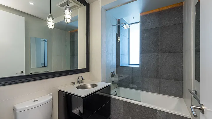 Rented by Nooklyn NYC LLC | media 9