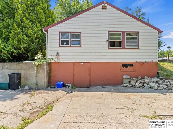 803 Avenue H, Plattsmouth, NE 68048