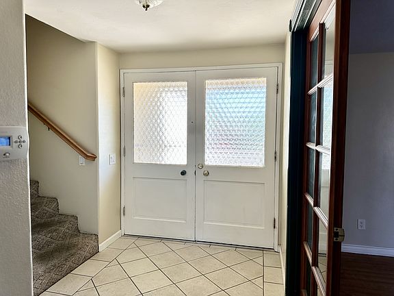 5th image of 1850 Jeffrey Ave