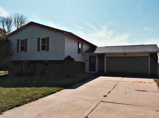 103 Suelynn Dr, Normal, IL 61761