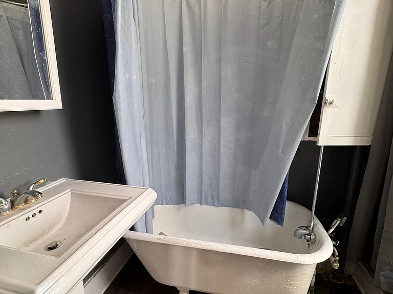 204 W Martin St #4 — Photo 6