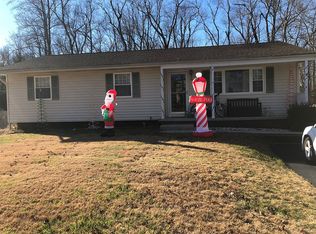 98 Bernard St, Clayton, NJ 08312