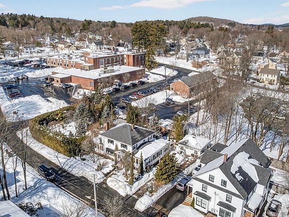 3rd image of 15 Wells Ave