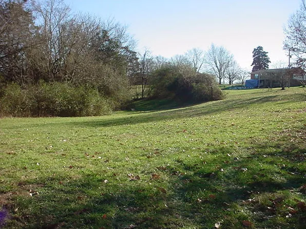 147 Kyle Ln, Jacksboro, TN 37757