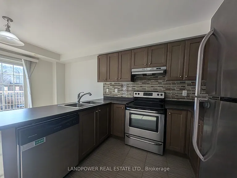 9872 McCowan Rd — Photo 24