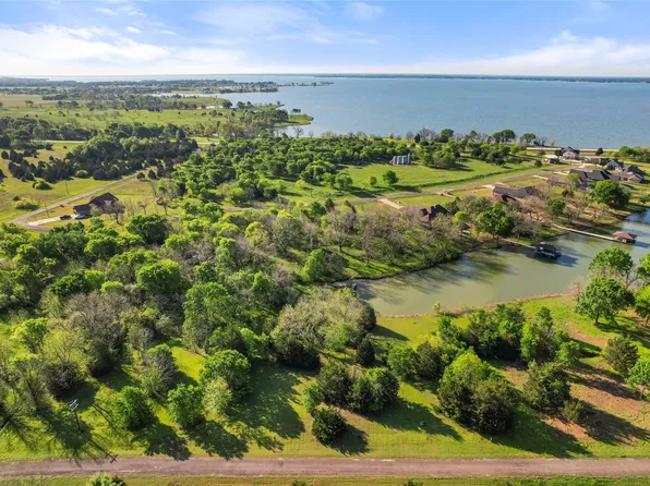 21-22 23 Embarcadero, Kerens, TX 75144