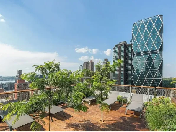 301 West 53rd Street image 9 of 16