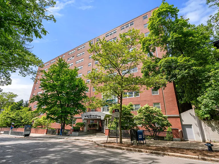 1600 Beacon St #807 — Photo 12