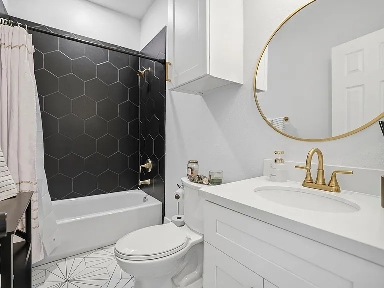 1401 Sydnor St — Photo 12