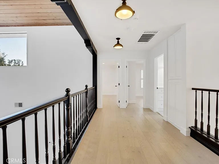 23450 Park Hermosa — Photo 32