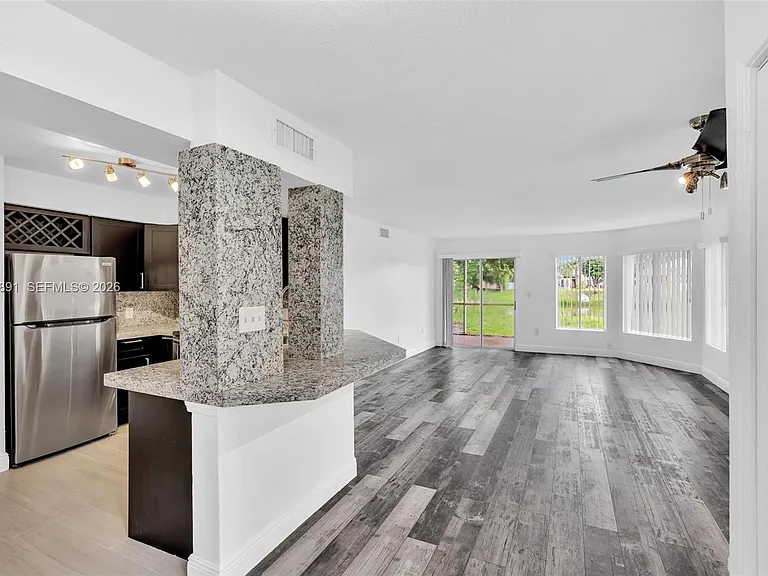 2341 NW 33rd St #406 — Photo 4