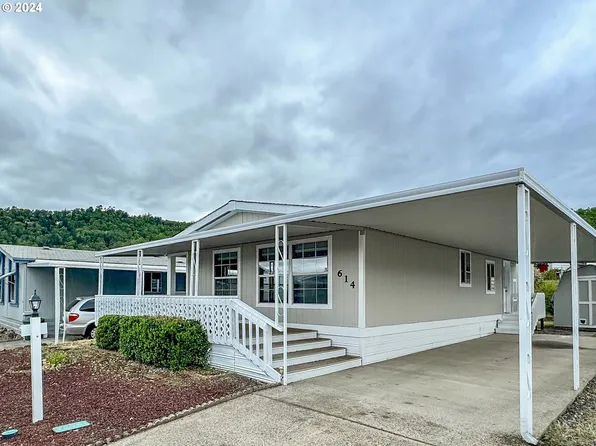 614 Shadow Ranch Ln, Roseburg, OR 97470