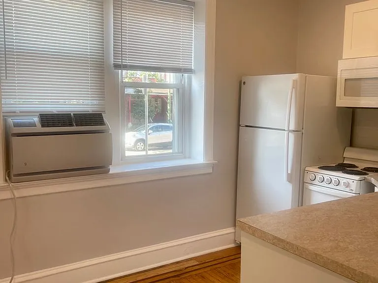 4107 Chester — Photo 33