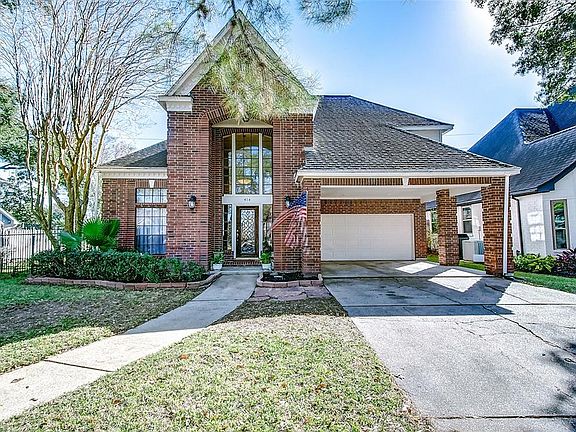 3rd image of 414 Mill Place Ct