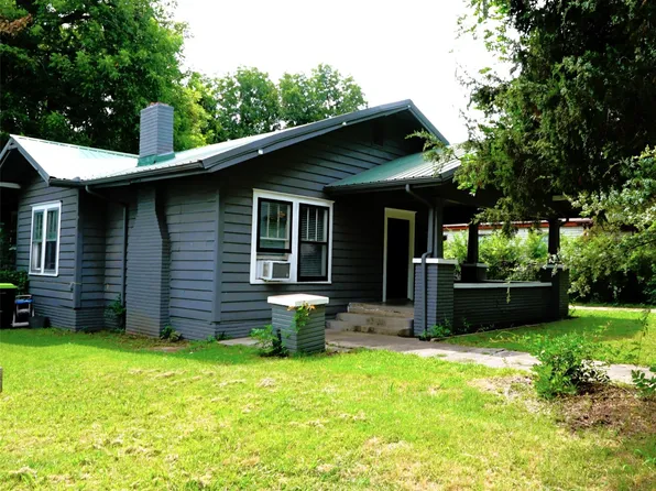 930 S Johnston St, Ada, OK 74820