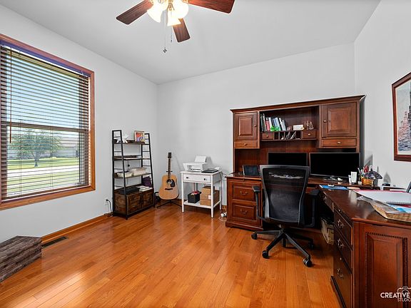 3rd image of 535 Feather Dr