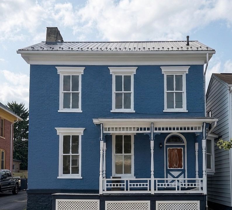 1st image of 409 Walnut St #1