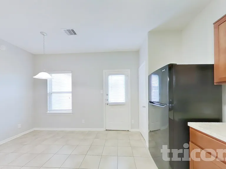 6103 Coleus St — Photo 5